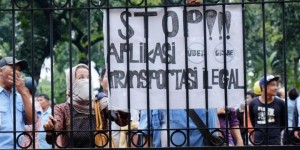 Demo Supir Taksi