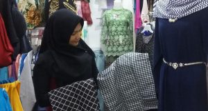 Hijab Monochrome
