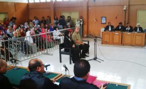 Sidang Pahri Lucy