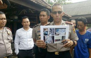 Pencuri Burung Kacer