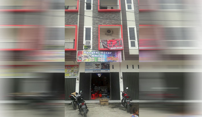 Ruko terbakar