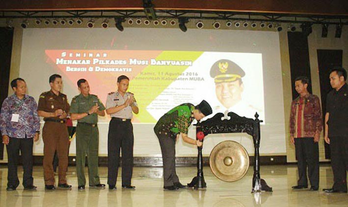 Seminar Pemilihan Kades Serentak