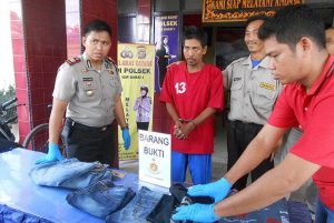 Tersangka Pengutil Pakaian 2