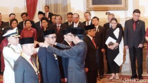 bupati Lahat dapat penghargaan