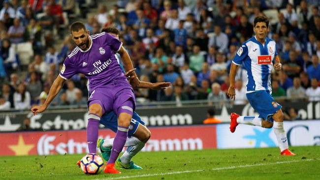 karim-benzema-cetak-gol-kedua-real-madrid-di-laga-versus-espanyol-_reuters