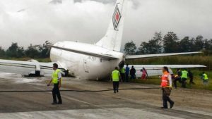 pesawat-trigana-air-tergelincir-di-wamena_ahmadbambang