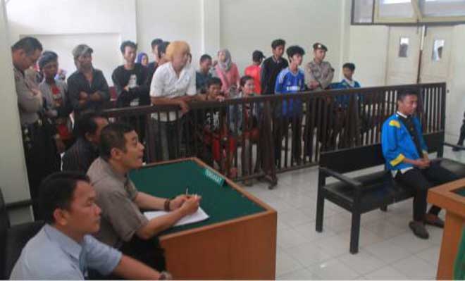 suasana-sidang
