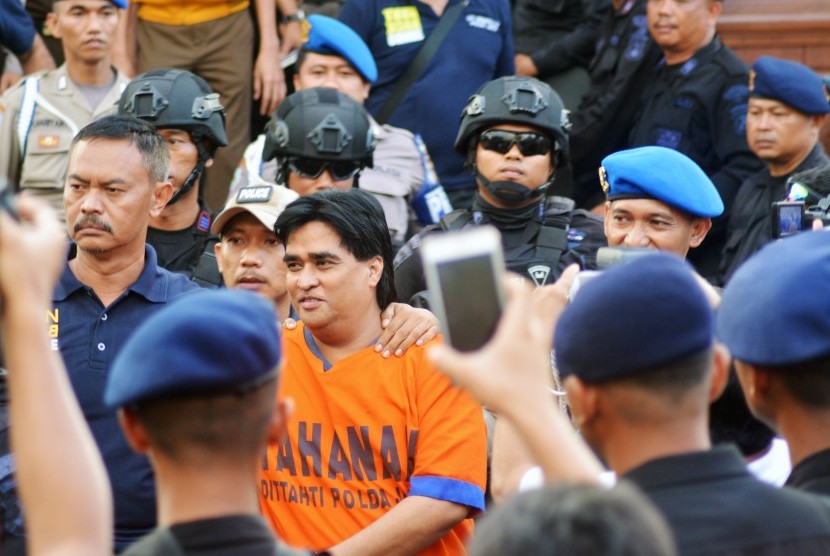 dimas-kanjeng-taat-pribadi