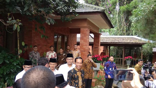 jokowi-tiba-di-kediaman-prabowo