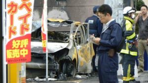 mobil-yang-terbakar-saat-ledakan-di-utsunomiya-jepang_afp