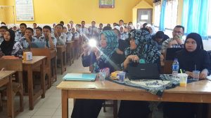 Peserta antusias mengikuti seminar