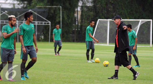 021020500_1479227006-20161115-timnas-indonesia-tangerang-helmi-fithriansyah-03