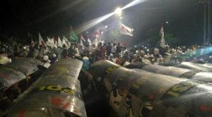 062041900_1478260850-20161104-_demo_rusuh