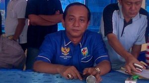 mf-ridho-st-mt-memandang