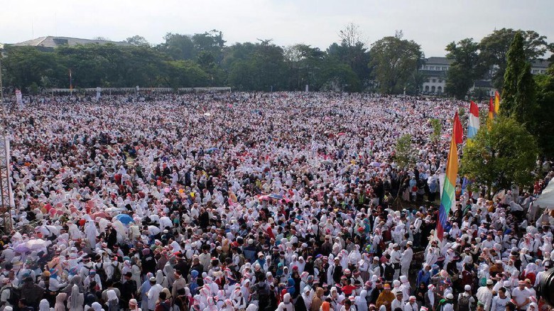 aksi 1212 gasibu bandung_detik