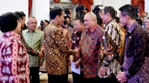 Alex-dan-Jokowi-300x168