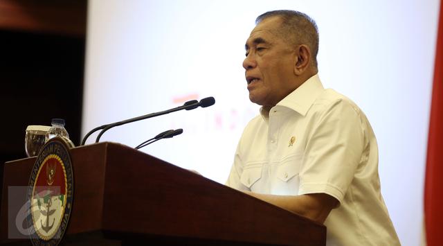 Menteri Pertahanan Ryamizard Ryacudu