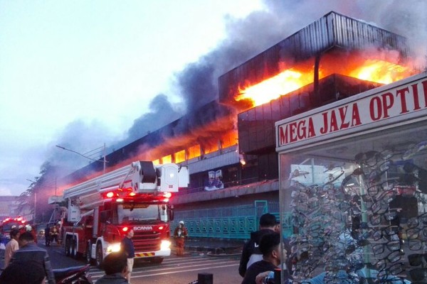 Pasar Senen terbakar_ANTARA_Indra Arief Pribadi