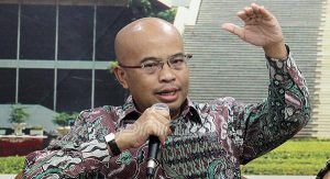 Desmond_J_Mahesa_