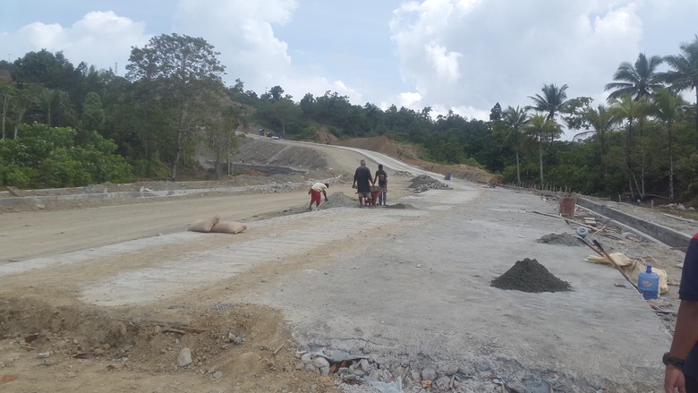 Proyek yang Digarap PT BEP Jl Kemiri-Depapre Jayapura
