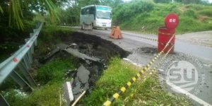Jalan-Longsor