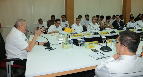 Menerima Rektor Uin Raden Fatah plg (2)