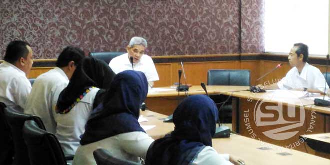 Suasana-Rapat
