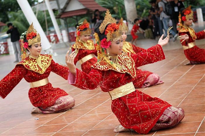 Tari Gending Sumsel