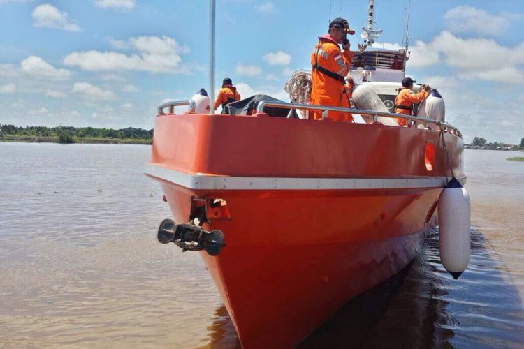 Kapal RB 214 Kantor SAR Pontianak