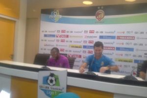 Pelatih Sriwijaya FC Osvaldo Osas