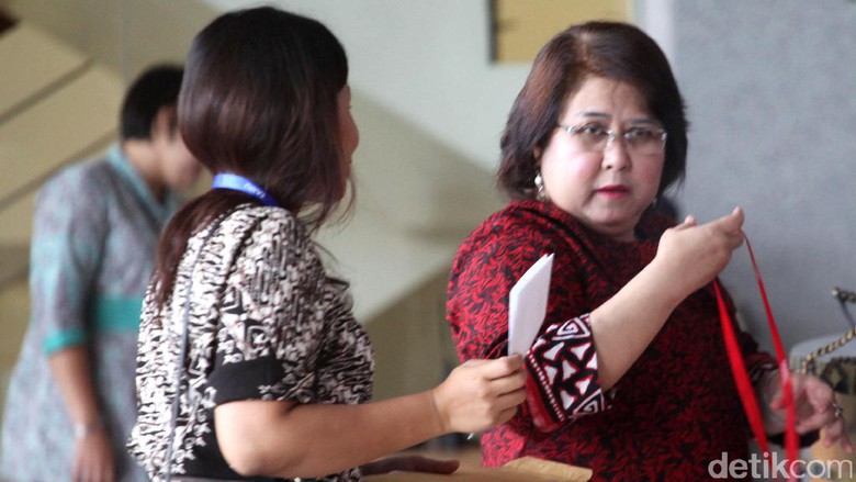 Elza Syarief