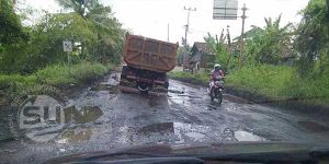 Jalan Provinsi Rusak