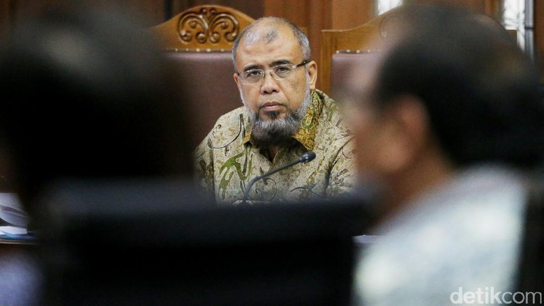 Patrialis Akbar