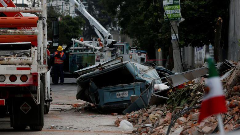 Kota Meksiko usai diguncang gempa hebat
