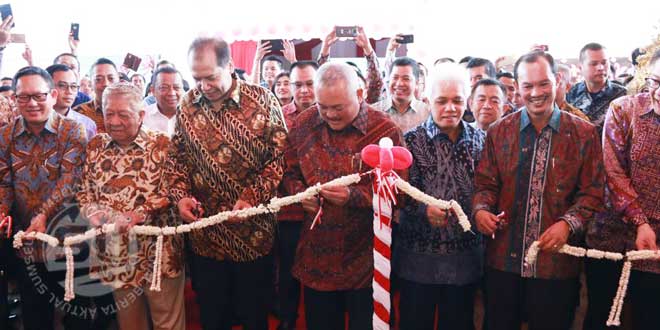 2-Grand-Opening-Transmart-P