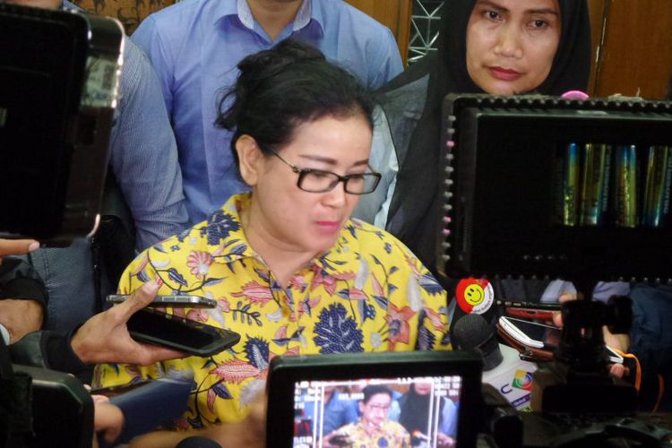 Miryam S Haryani seusai menjalani sidang pembacaan tuntutan di Pengadilan Tipikor Jakarta, Senin