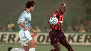 George Weah saat berkostum AC Milan_AFP Photo_Gerrad Julien