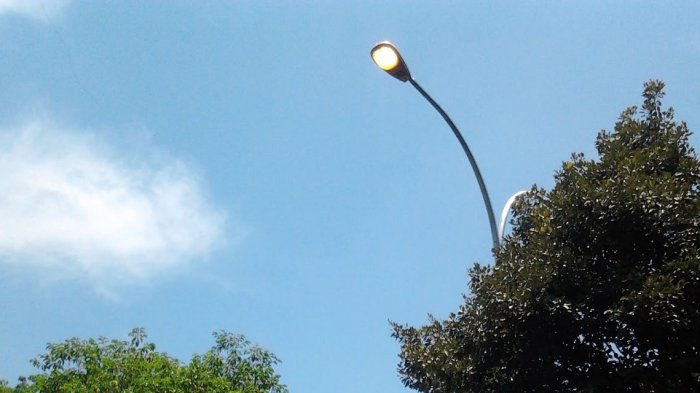 Ilustrasi Lampu Jalan