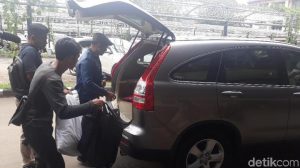 Barang bukti yang disita polisi dari dua hotel.