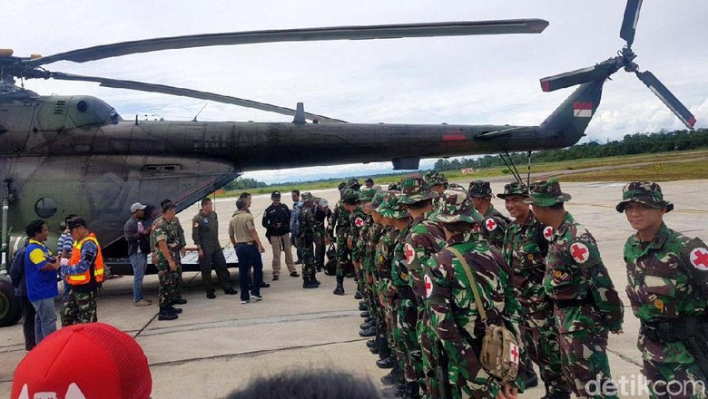 Dokter dan paramedis TNI diterbangkan ke Asmat