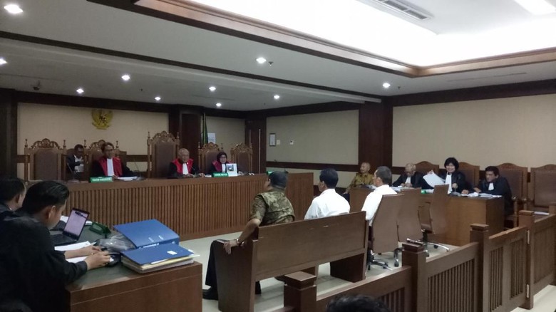 Sidang kasus suap eks Dirjen Hubla