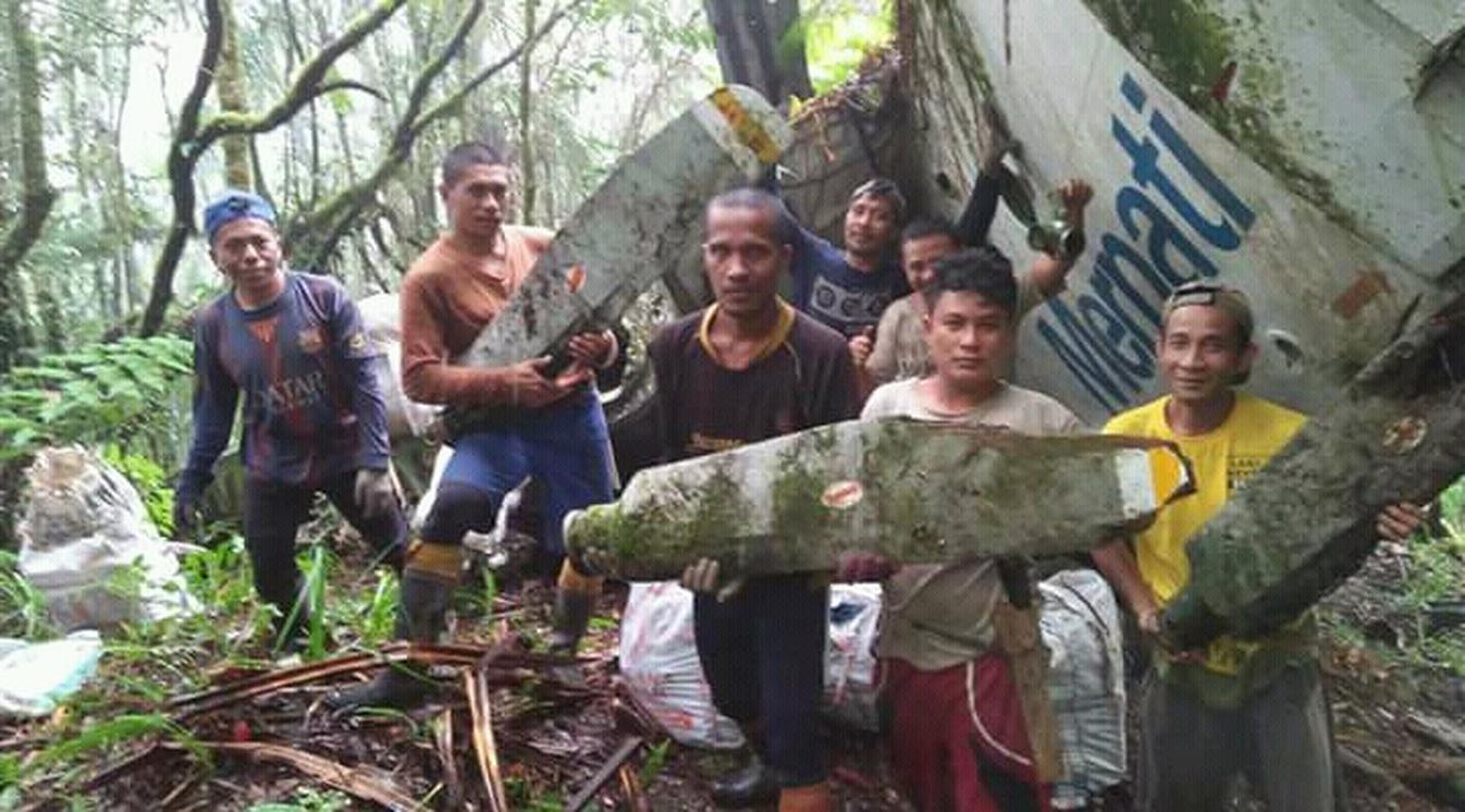 005423200_1520415859-Pesawat__5_