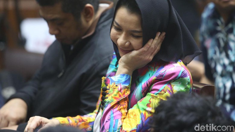 Bupati Kukar Rita Widyasari