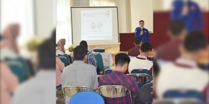Direktur IPO INSTITUTE Ahmad Muhaimin memaparkan hasil survei (foto ist)