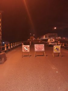 Jembatan ditutup sementara