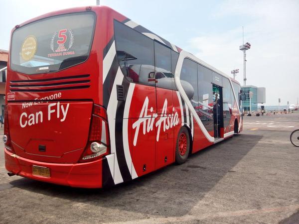 air-asia-apron-bus