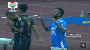 17-36-30-persib-bandung-vs-sriwijaya-fc_20180804_170327.jpg