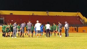 5b786600a3a59-timnas-sepakbola-wanita-indonesia-menjalani-latihan_665_374
