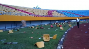Stadion Rusak