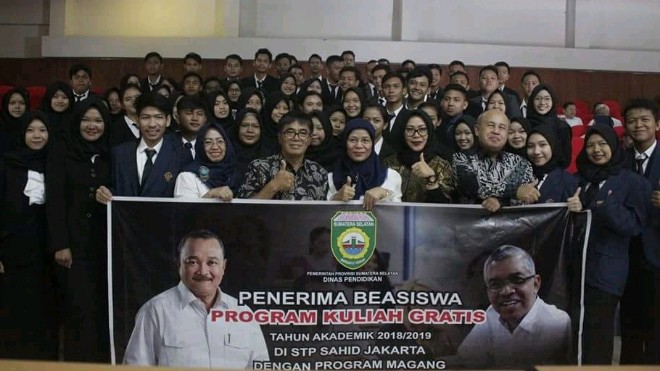 received_308857513183169_crop_910x512-660x371.jpeg